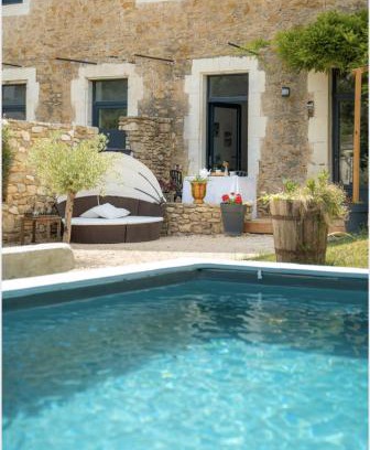 Venejan Bed & Breakfast | Oceanfront Getaway at Chambre d'hôtes de la Savonnerie