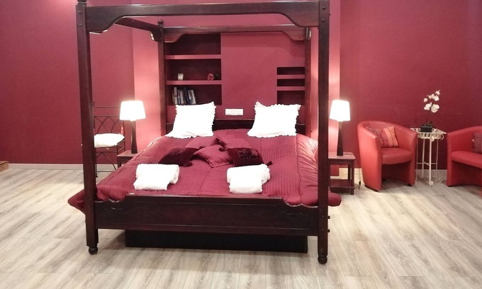 Arles-sur-Tech Bed & Breakfast | Cozy Riverfront Retreat with Mountain Views for Families