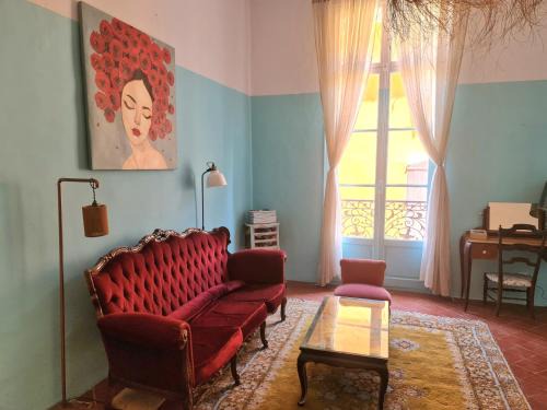 Saint-Jean Bed & Breakfast | Prime Central Guesthouse with Breakfast & Pet-Friendly Options