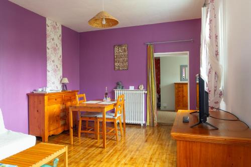 Limoges Bed & Breakfast | Oceanfront Escape at Chambre d'Hôtes - l'Ephémère, 9.4 Rated