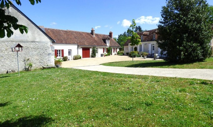 Chisseaux House | Highly Rated Chambre d'hôtes Near Chenonceau with Breakfast