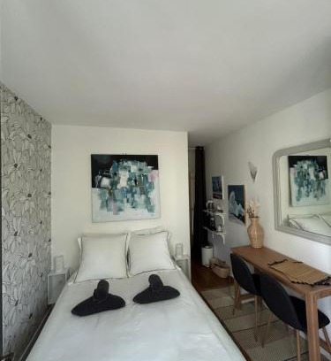 Champignol Bed & Breakfast | Guest Rated 9.6 - Bambou: Family-Friendly Retreat