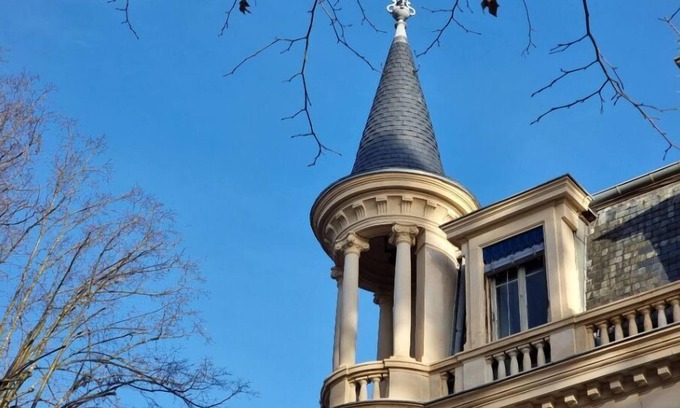 Irigny Apartment | Experience French Culture at a 1900 Villa Retreat