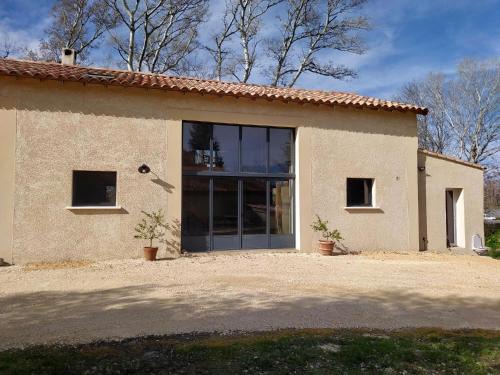 Sorgues Bed & Breakfast | Top-Rated Chambre d'Hotes du Grand St-Marc Near Via Rhona