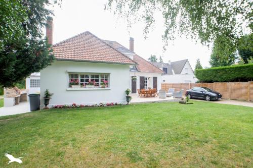 Montlignon Bed & Breakfast | Family-Friendly Chambre d'Hôtes for Your Perfect Getaway