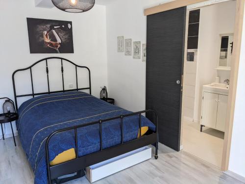 Liergues House | Independent Double Room HARMONIE at Domaine PASSELOUP