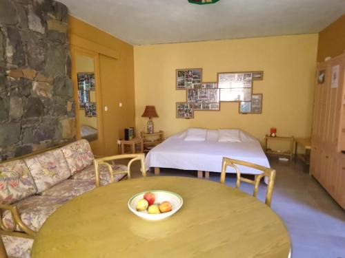 Porto Novo Bed & Breakfast | Cozy Independent Room with Ocean View & Pool Access