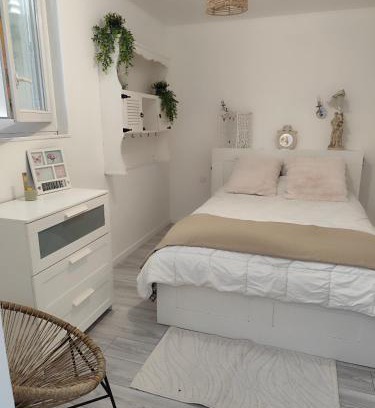 Arnouville House | Chambre proche Paris, 15min aéroports Bourget Roissy et Villepinte Parc des expositions
