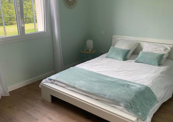 Laigne-en-Belin House | Private Room for Events in Le Mans – Child-Friendly Stay