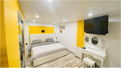 Marly-la-Ville House | Cosy Private Room Near Roissy and Parc Astérix for Families