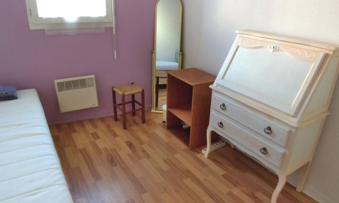 Houilles Bed & Breakfast | Cozy Room Near La Défense for Your Perfect Getaway