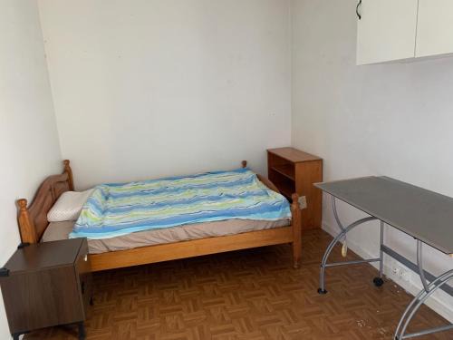 Orly Apartment | Exceptional Single Room Near Orly Airport - Family Friendly