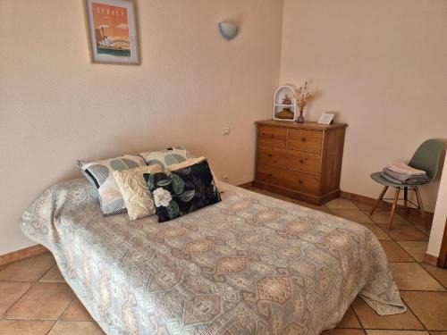 Millas House | Garden View Room on Ground Floor - Family-Friendly Escape