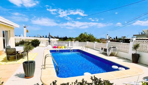 La Marina House | Ocean View Room in Villa at the Marina Awaits You