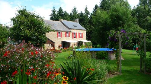 Saint-Ouen-des-Alleux Bed & Breakfast | Exceptional Stay at Chambres d'hôtes Le Bas Rassinoux