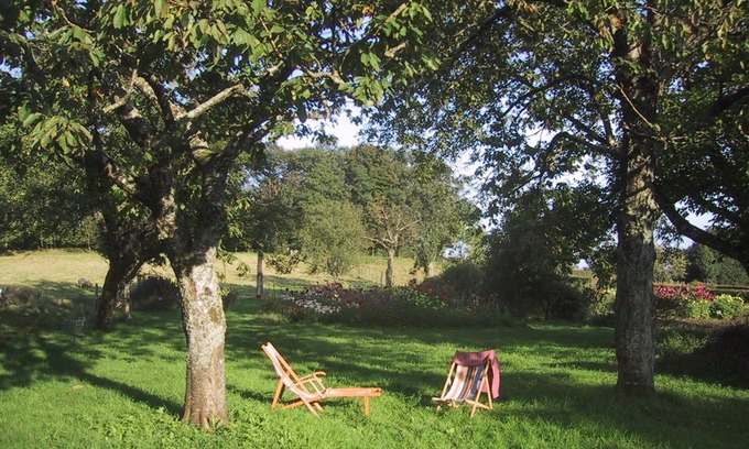Montaigut-le-Blanc House | Guest Rated 10/10 - La Bonneterie B&B with Breakfast!