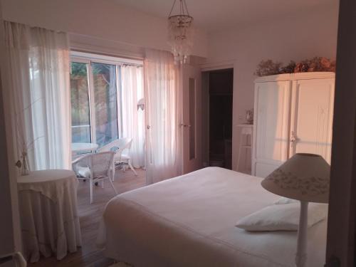 Saint-Pair-sur-Mer House | Experience Comfort at Chambres d'hôtes Christa - 8.9/10 Rated