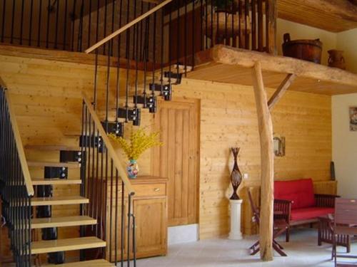 Belley Bed & Breakfast | Family-Friendly Stay at Chambres d'Hôtes "Au Vieux Préssoir"