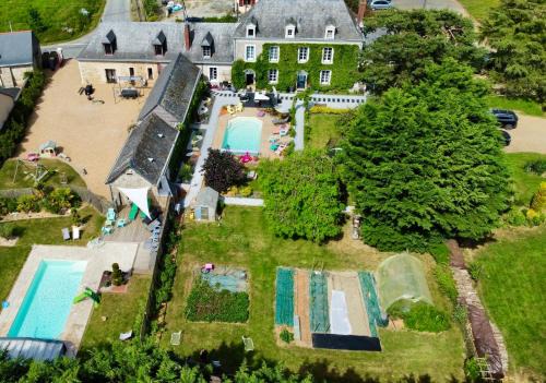 Surdres Bed & Breakfast | Relaxing Oceanfront Retreat at La Pinstrie - Rated 9.4/10