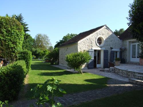 Fericy House | Guest Favorite: Chambres d'Hôtes de la Vallée Javot