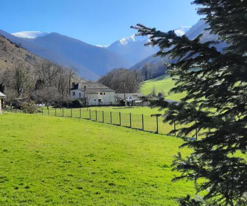 Arthez-d'Asson Bed & Breakfast | Chambres d'hôtes Ferme LAPINE