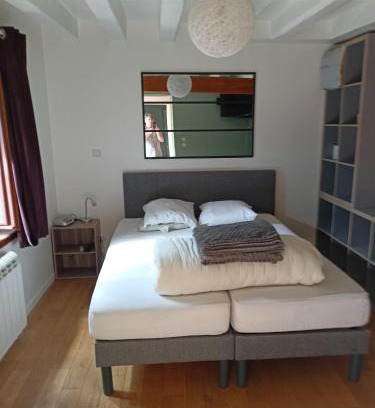 Thorigne-sur-Due Bed & Breakfast | Independent Rooms with Pet-Friendly Amenities, Rated 9/10