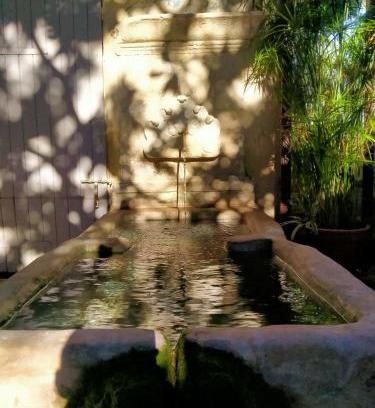Orange Bed & Breakfast | Inviting chambres d'hôtes l'atrium - Perfect for Families
