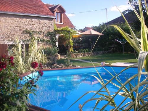 Monthou-sur-Cher Bed & Breakfast | Idyllic Chambres d'Hôtes La Vallée des Vignes with Pool