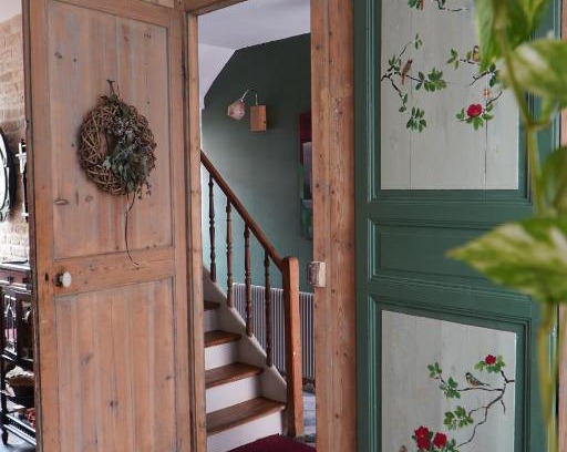 Bergues Bed & Breakfast | Elegant Chambres d'Hôtes Le Carillon with Breakfast & Dining