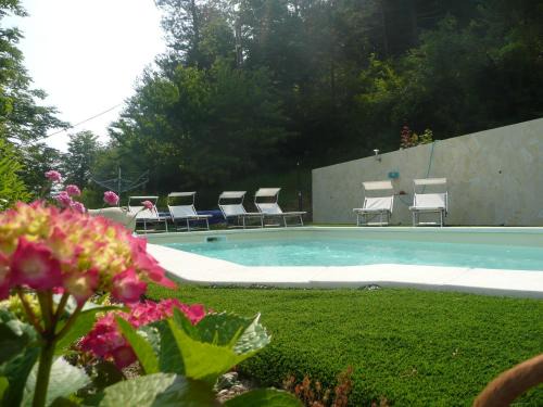 Sospel House | Unforgettable Stay at Chambres d'hôtes Les Iris - 9/10 Rating