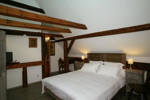 Illkirch-Graffenstaden Bed & Breakfast | Discover La Stoob: Top-Rated Strasbourg Sud Retreat