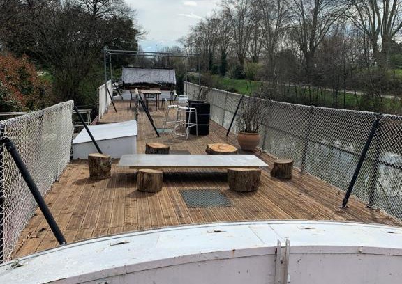 Minimes - Barriere de Paris Boat Rental | Unforgettable Stays at Péniche Un air de vacance - 10/10!