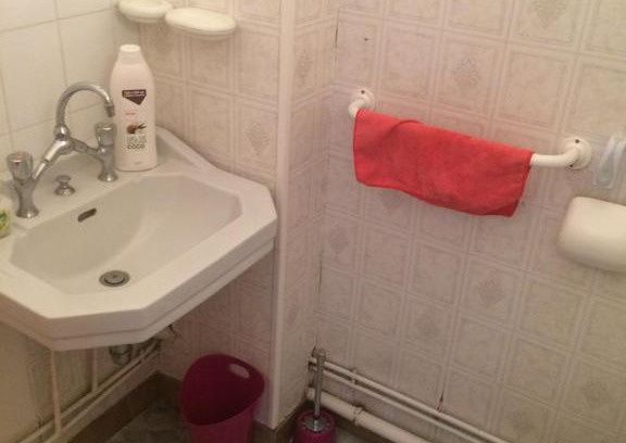 Chatel-Guyon House | Cozy Chambres Levadoux: Pet Friendly & Family Accessible