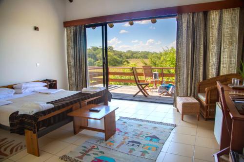 Lusaka Province Cabin | Discover Cozy Lodges in Lusaka with Pool & Ocean Views