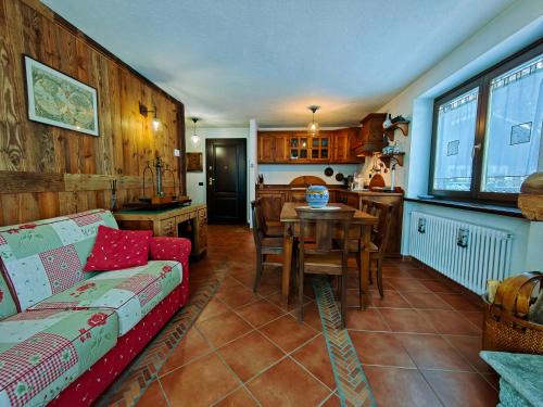 Champoluc Apartment | Pet-Friendly Retreat at Champoluc Apartment - Rated 8.5/10