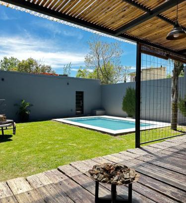 Chascomus House | Discover Chana's House: Family-Friendly Retreat with Pool
