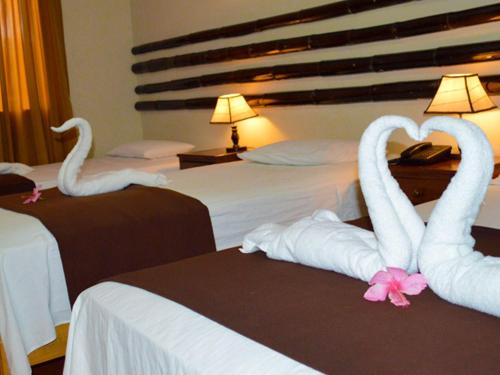 Kimiri Hotel | Budget-Friendly Chanchamayo Inn with Pool & Restaurant