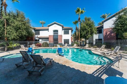 Chandler Apartment | Pet-Friendly Chandler Getaway with Pool Access