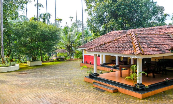 Gudalur House | Discover Chandragiri Cottages: Pet-Friendly & Family Focused