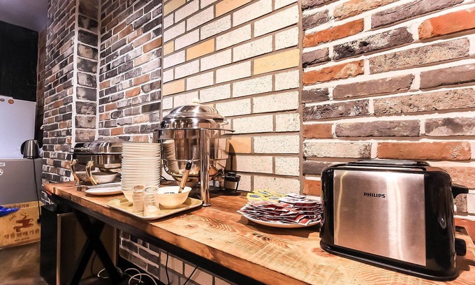 Palyong-dong Hotel | Eco-Friendly Comfort at Changwon Palyongdong Praha Hotel