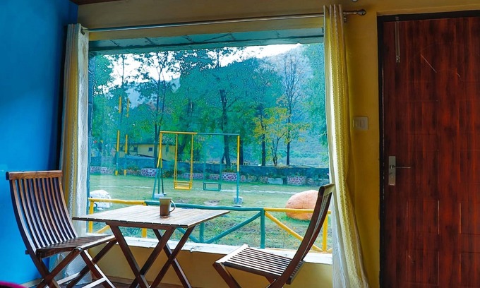 Rohru Hotel | Discover Chanshal Camps and Resort: Family-Friendly Getaway