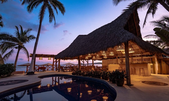 Boca de Iguanas Hotel | Discover Relaxation at Chantli Mare with Ocean Views