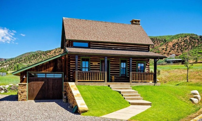Snowmass Village House | Unforgettable Family Retreat at Chaparral Aspen Ranch Cabin