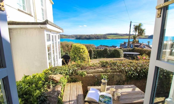 St. Mawes House | Enjoy Ocean Views at Chapel Cottage - Pet Friendly Retreat