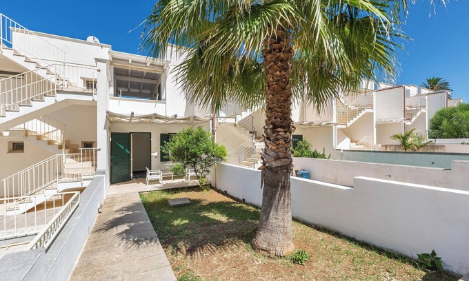 Lido Marini Apartment | Discover Charà by BarbarHouse: Pet-Friendly Oceanfront Retreat