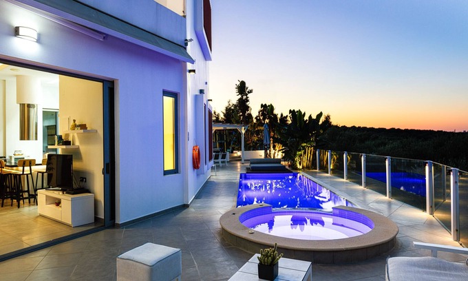 Roumeli Villa | Unwind at Chara Villa with Heated Pool & Ocean Views