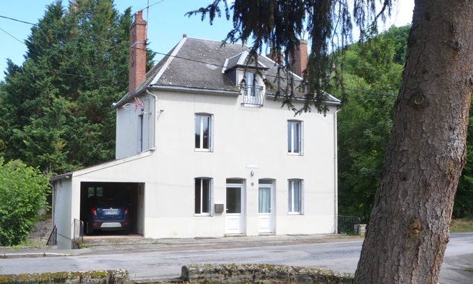 Chambon-sur-Voueize House | Charming Waterside Retreat with Spa and Hot Tub Amenities