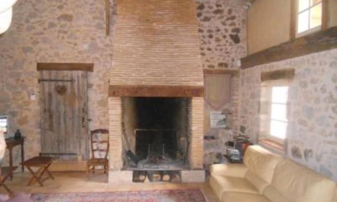 Pinderes House | Relaxing Getaway: Character House with Heated Pool & Ocean Views