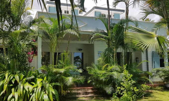 Les Avirons Villa | Character-Filled Creole Villa with Oceanfront Pool Access