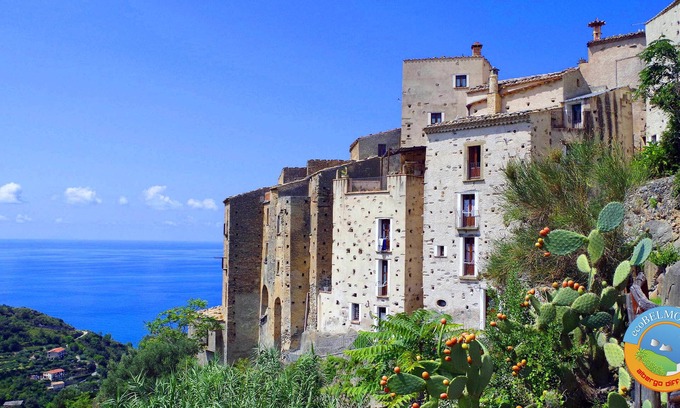 Belmonte Calabro House | Ecotourism Retreat in Belmonte Calabro with Oceanfront Spa